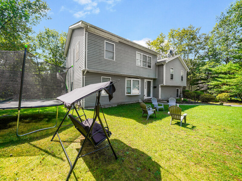 South Fallsburg Villa 9 bedroom 6 bath sleeps 24+