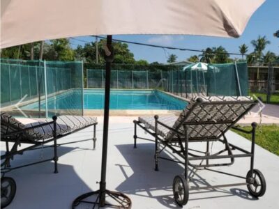 Reasonably Priced, Very central located in heart of North Miami Beach, pool heat