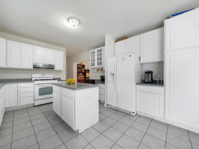 South Fallsburg 4 bedrooms 3 bathrooms sleeps 11