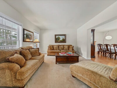 South Fallsburg 4 bedrooms 3 bathrooms sleeps 11