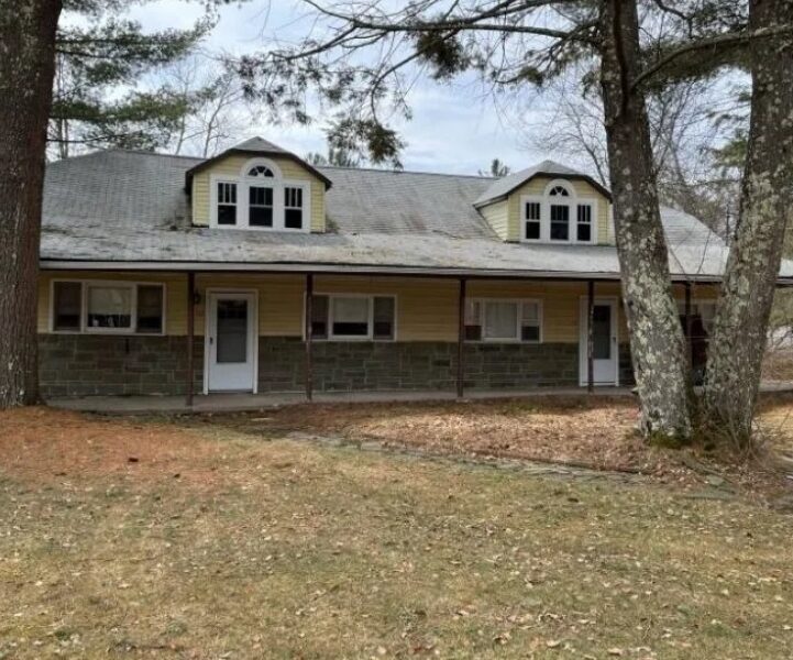 Citrine – Right, Lake Access – Loch Sheldrake / Catskills, NY
