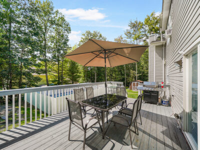 South Fallsburg Villa 9 bedroom 6 bath sleeps 24+