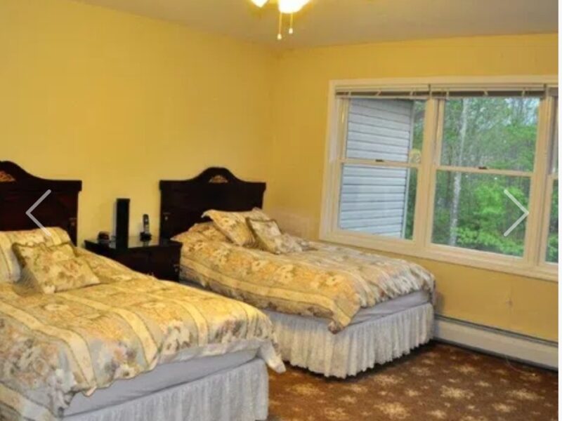 Beautiful spacious private kosher house available all year round! 9 bedrooms