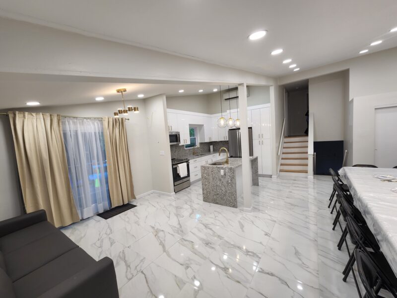 Newly Renovated 4 Bedroom