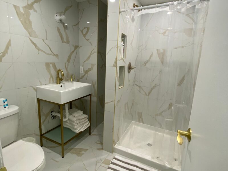 Newly Renovated 4 Bedroom