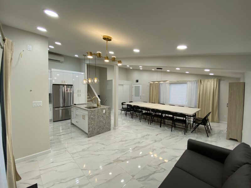 Newly Renovated 4 Bedroom